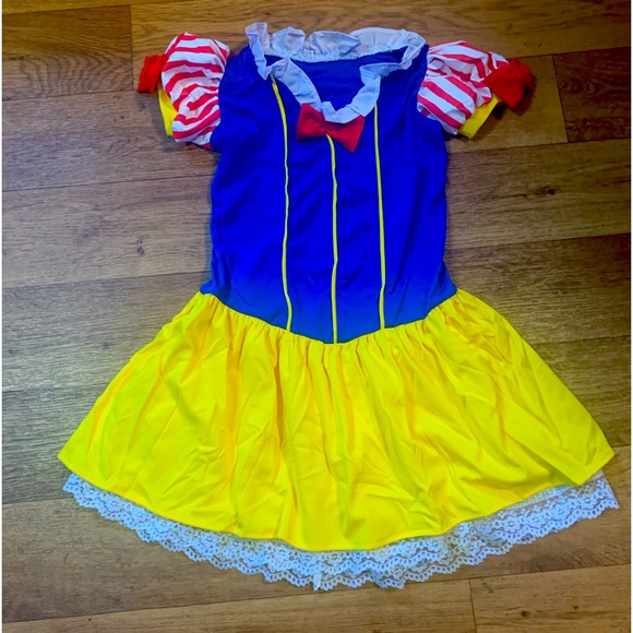 Snow White Dress - Picture 2 of 2